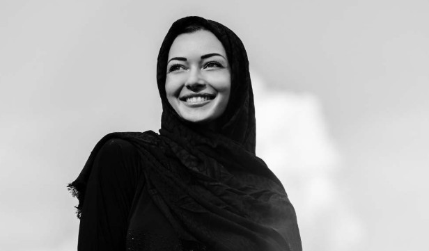 KAKO RAZLIKOVATI PAMETNU I MUDRU ŽENU, OD POVRŠNE I GLUPE: Ovaj mudrac je OTKRIO PRAVU ISTINU! - featured image KAKO RAZLIKOVATI PAMETNU I MUDRU ŽENU, OD POVRŠNE I GLUPE: Ovaj mudrac je OTKRIO PRAVU ISTINU! - featured image