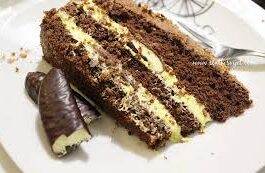 Torta sa krem bananicama: Bogata i kremasta poslastica koju svi obožavaju